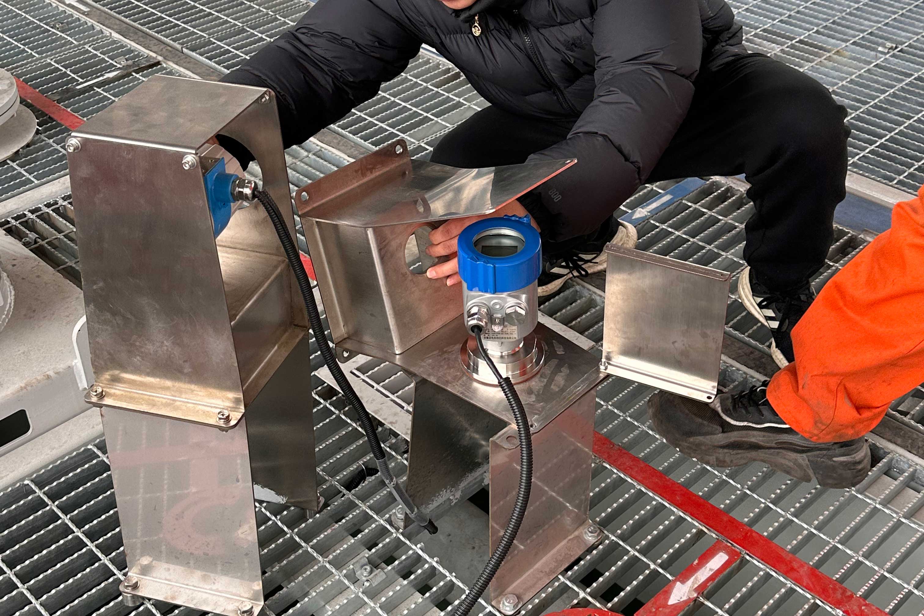 雷达液位计在原油开采水箱检测中的应用案例